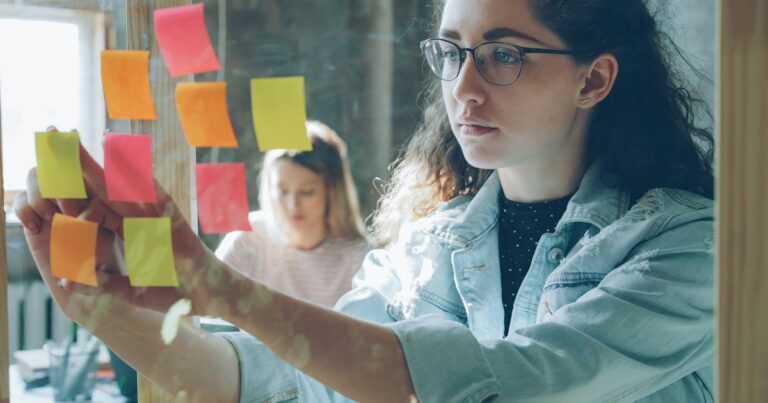 En qué trabajo encajo, cómo descubrir tu patrón profesional antes de elegir una etiqueta